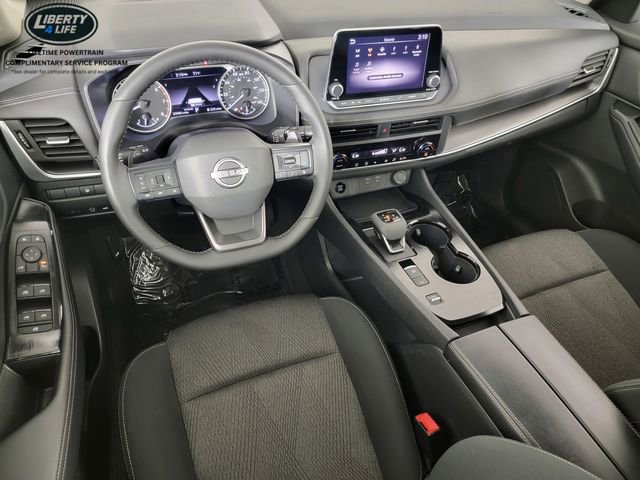 Used 2026 Nissan Rogue SV FWD image 34