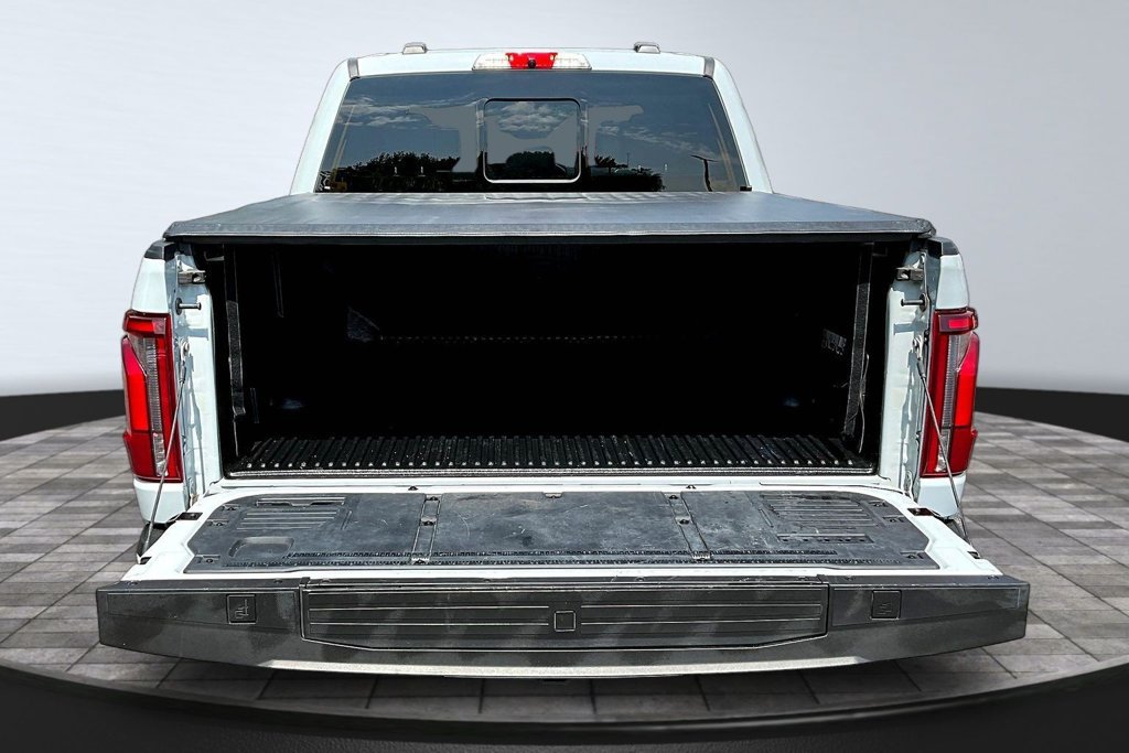 Certified 2024 Ford F150 Platinum w/ Equipment Group 702A High AWD/4WD image 9