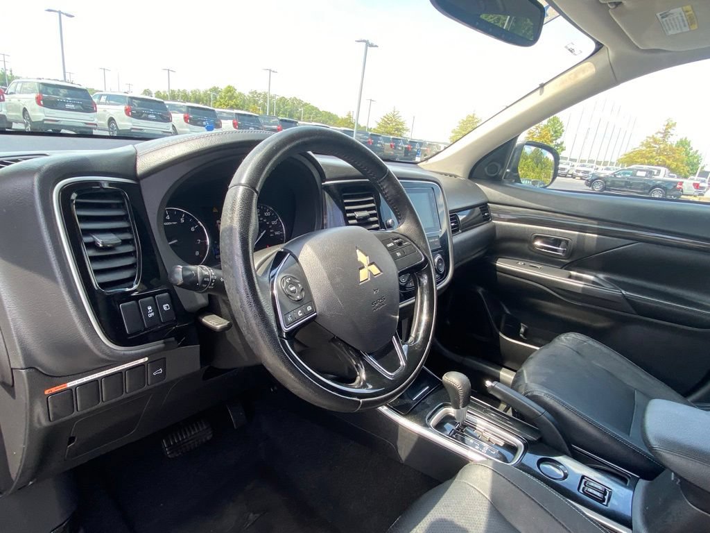 Used 2018 Mitsubishi Outlander SE FWD image 9