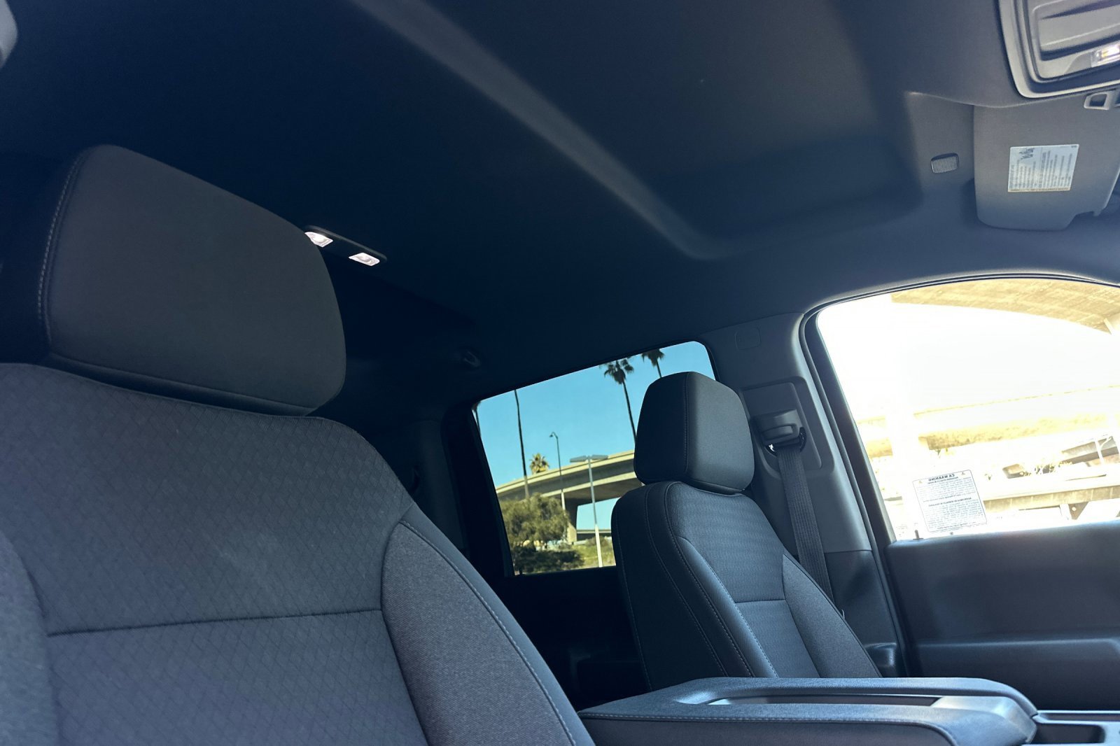 Used 2025 Chevrolet Silverado 2500 Custom w/ Custom Value Package image 15