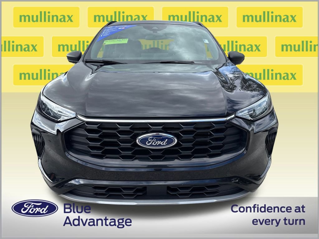 Certified 2024 Ford Escape ST-Line w/ Tech Pack #1 image 6