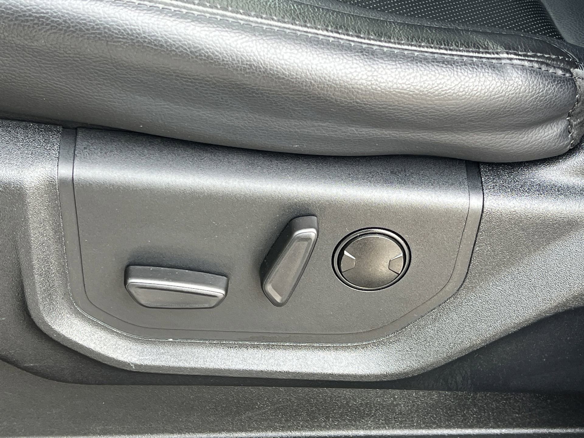 Certified 2021 Ford Expedition XLT image 28