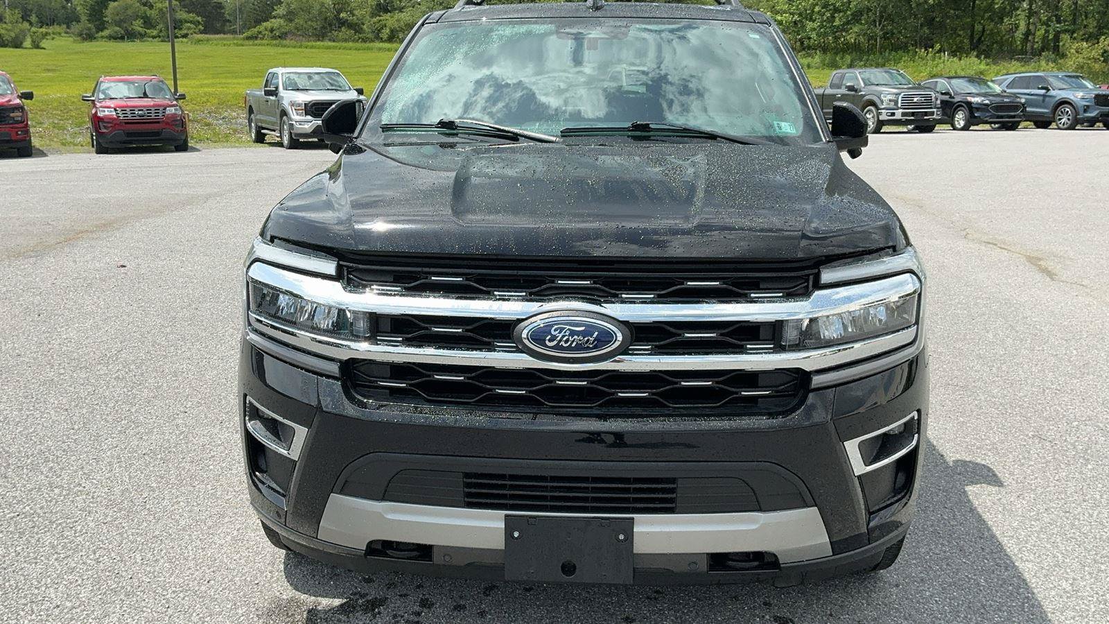 Certified 2023 Ford Expedition Limited AWD/4WD image 2
