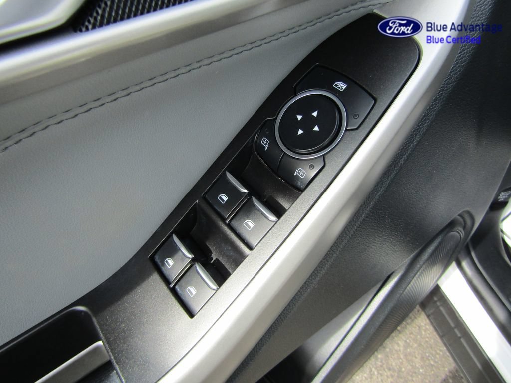 Certified 2023 Ford Explorer XLT w/ Equipment Group 202A AWD/4WD image 31
