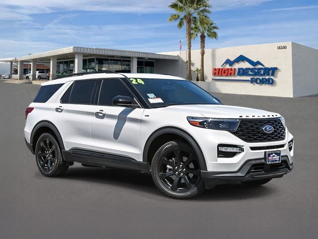 Certified 2024 Ford Explorer ST-Line w/ Class IV Trailer Tow Package