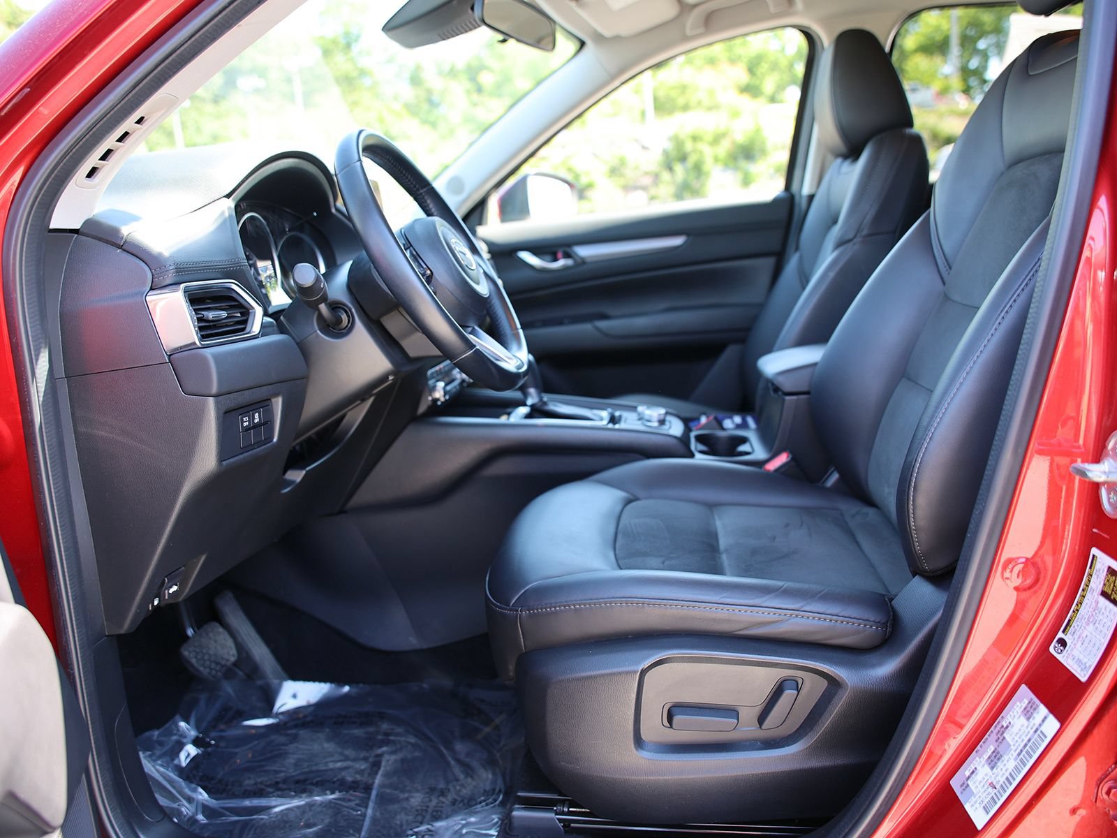 Used 2020 MAZDA CX-5 Touring FWD image 17