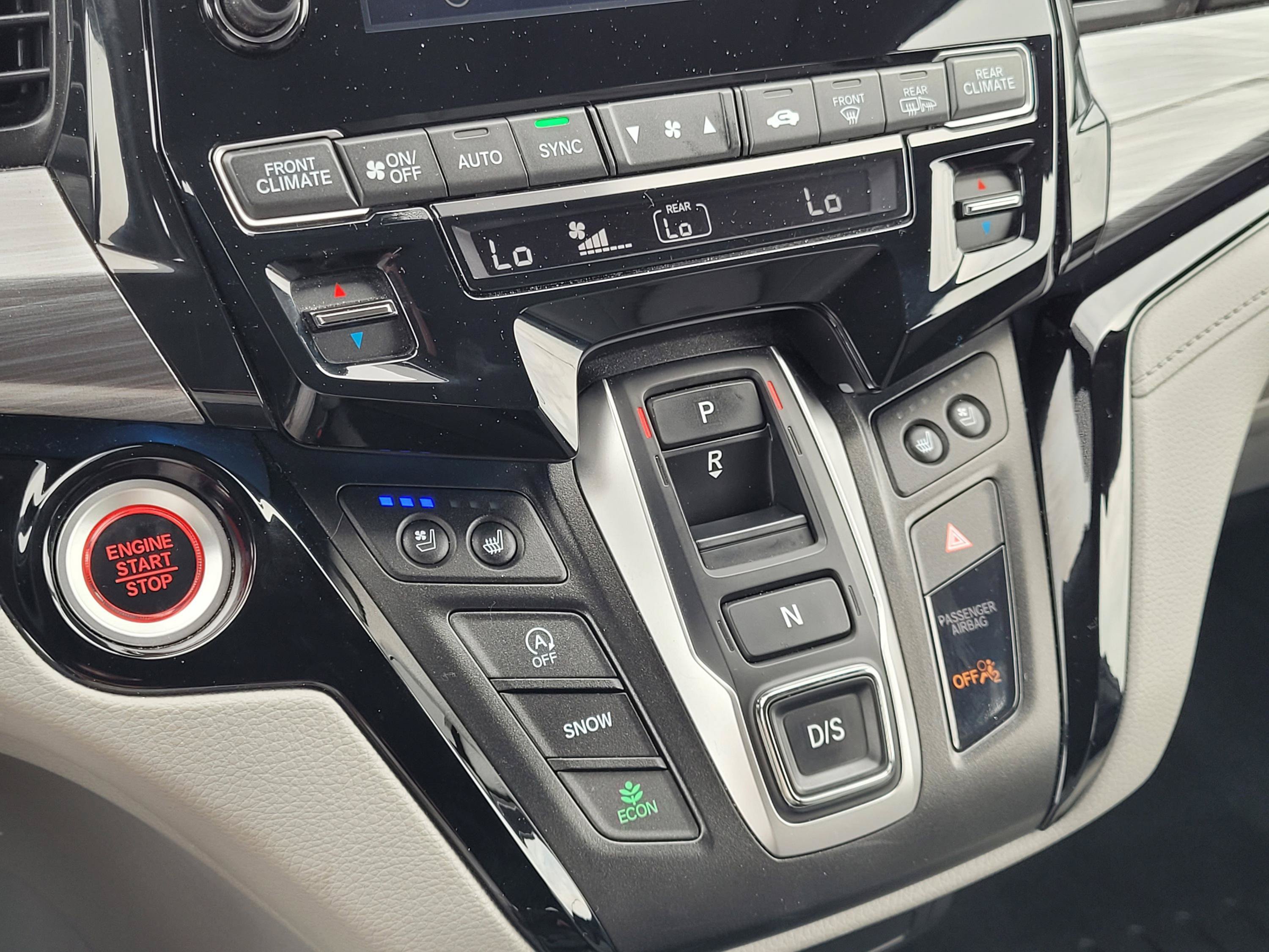 Used 2024 Honda Odyssey Elite image 19