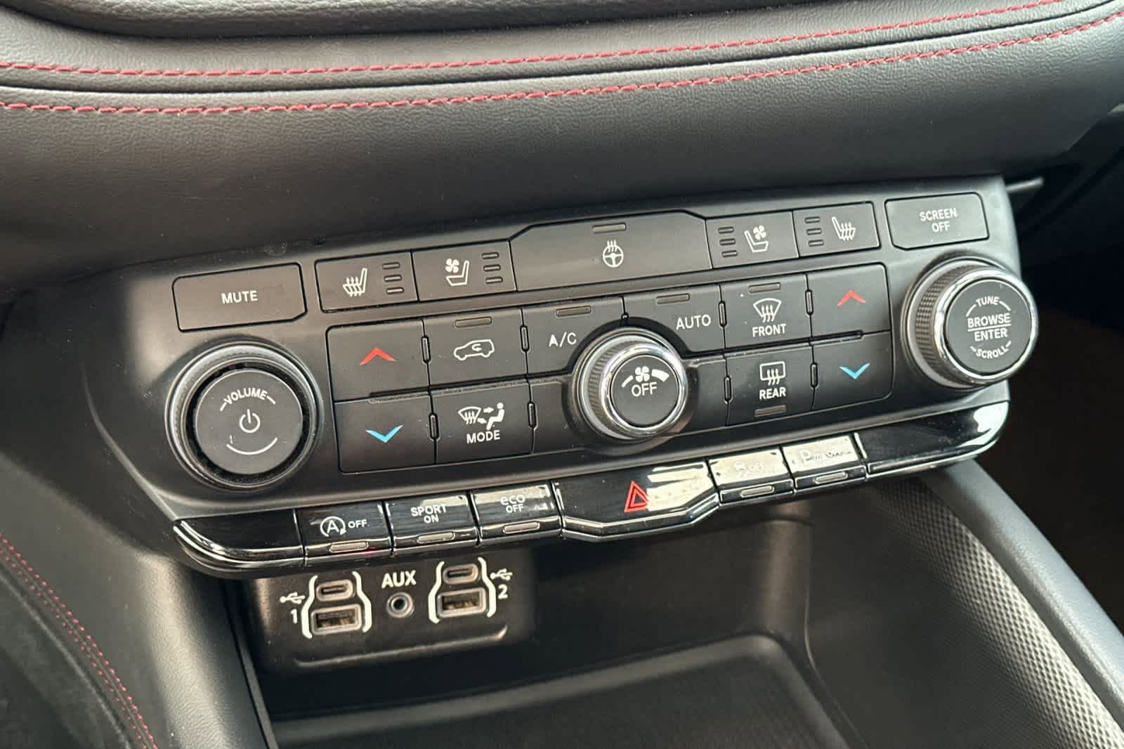 Used 2024 Dodge Durango GT image 22