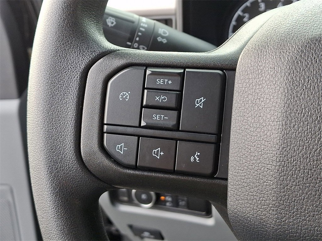 Certified 2025 Ford F250 XLT w/ Snow Plow Prep Package image 21