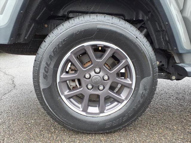 Used 2021 Jeep Gladiator Overland w/ Popular Equipment Package image 21