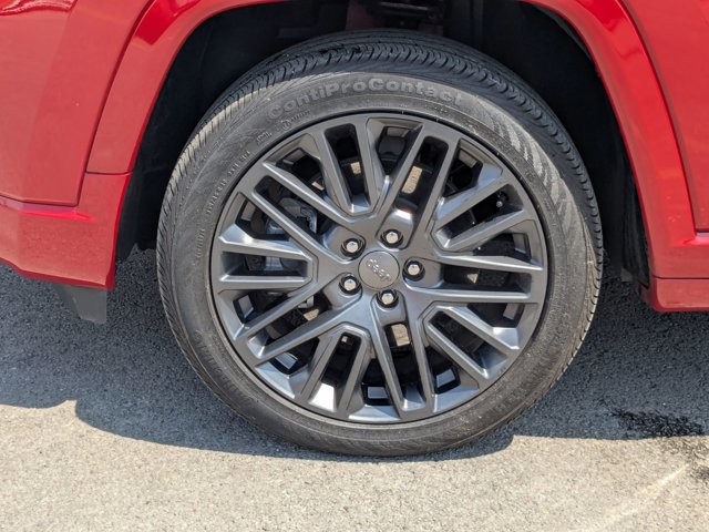 Used 2023 Jeep Compass Limited AWD/4WD image 10