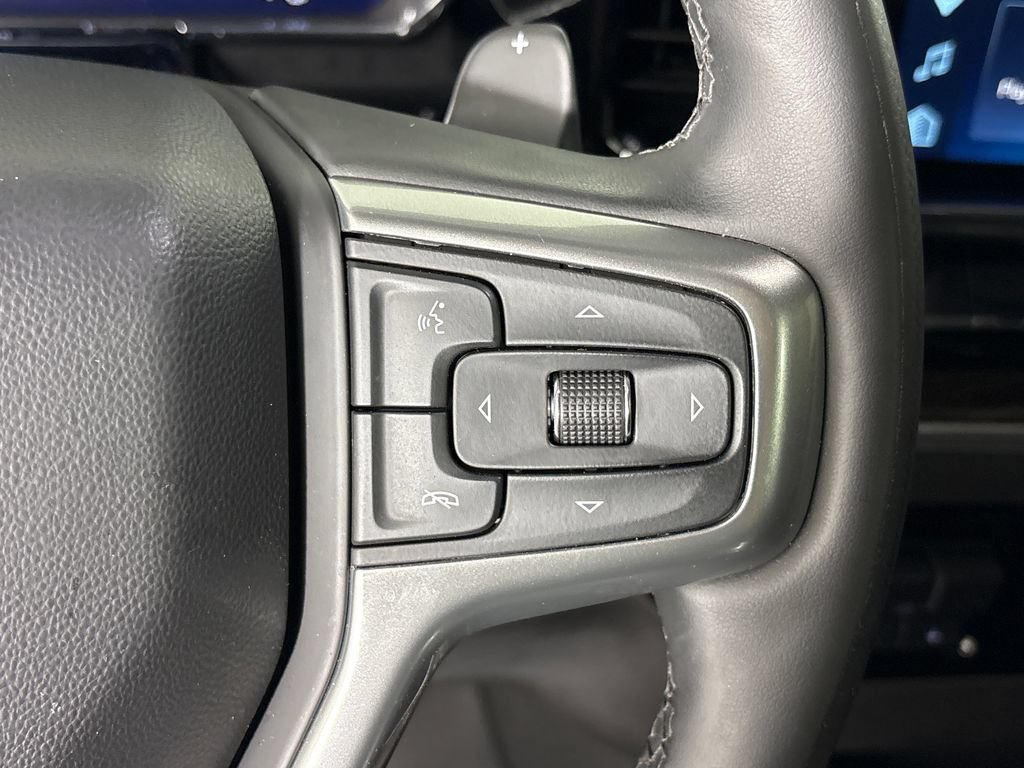 Used 2025 Chevrolet Silverado 1500 LT Trail Boss w/ Convenience Package II AWD/4WD image 19