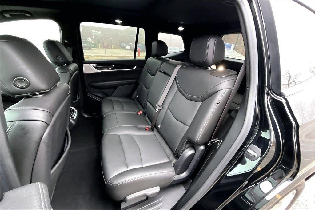 Used 2021 Cadillac XT6 Premium Luxury image 25