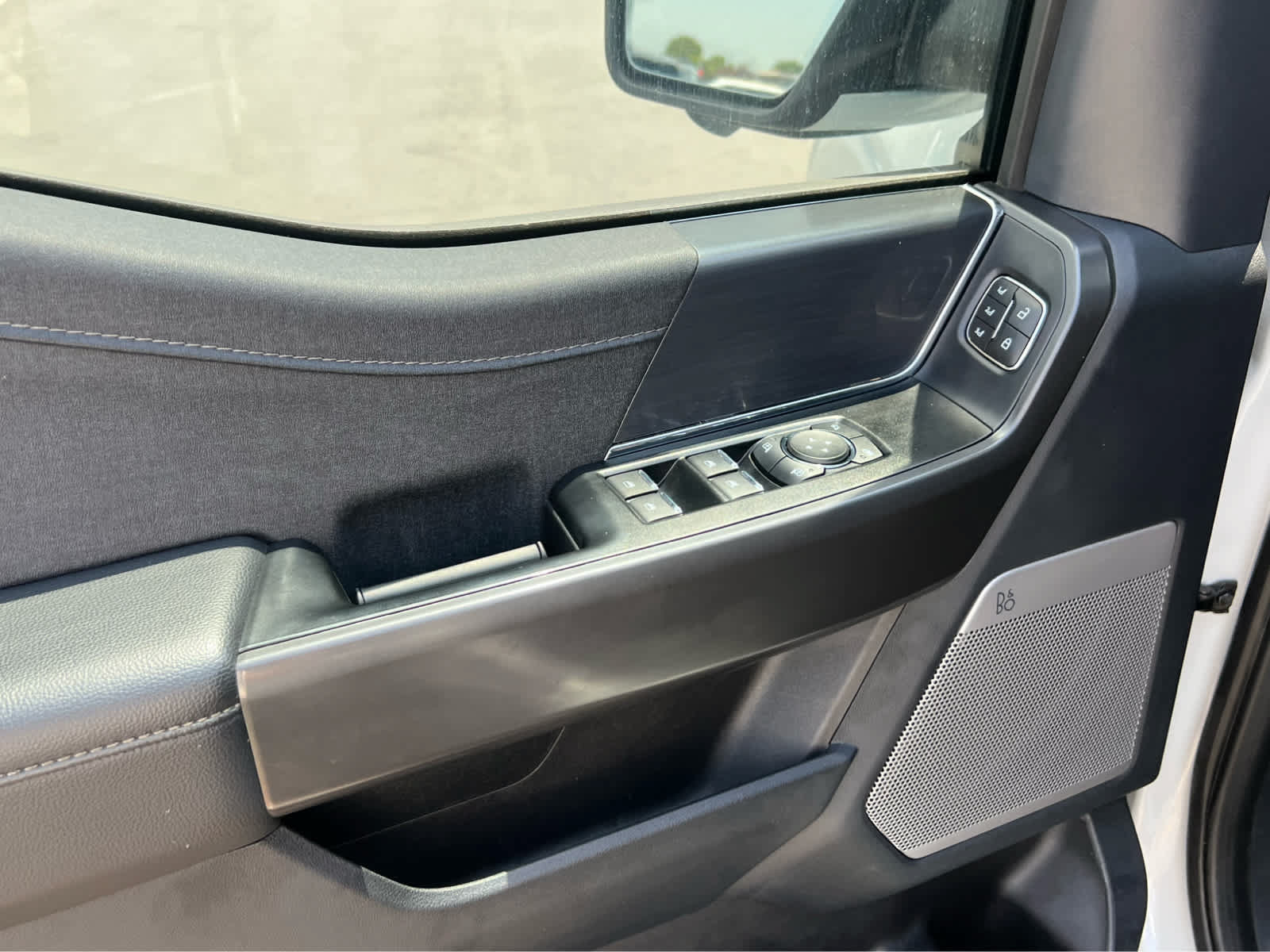 Certified 2025 Ford F150 Lariat AWD/4WD image 31