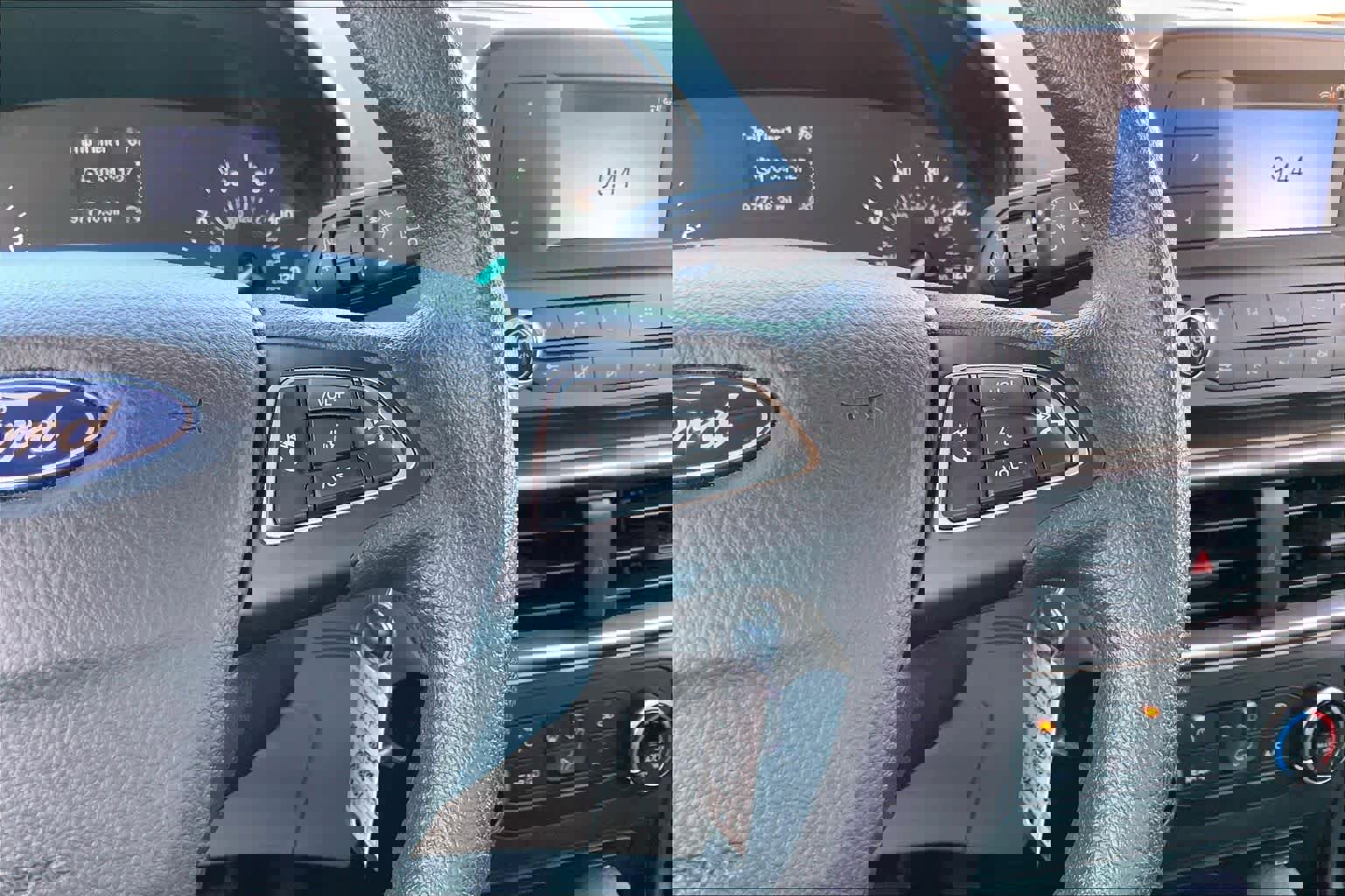 Certified 2018 Ford EcoSport S image 24