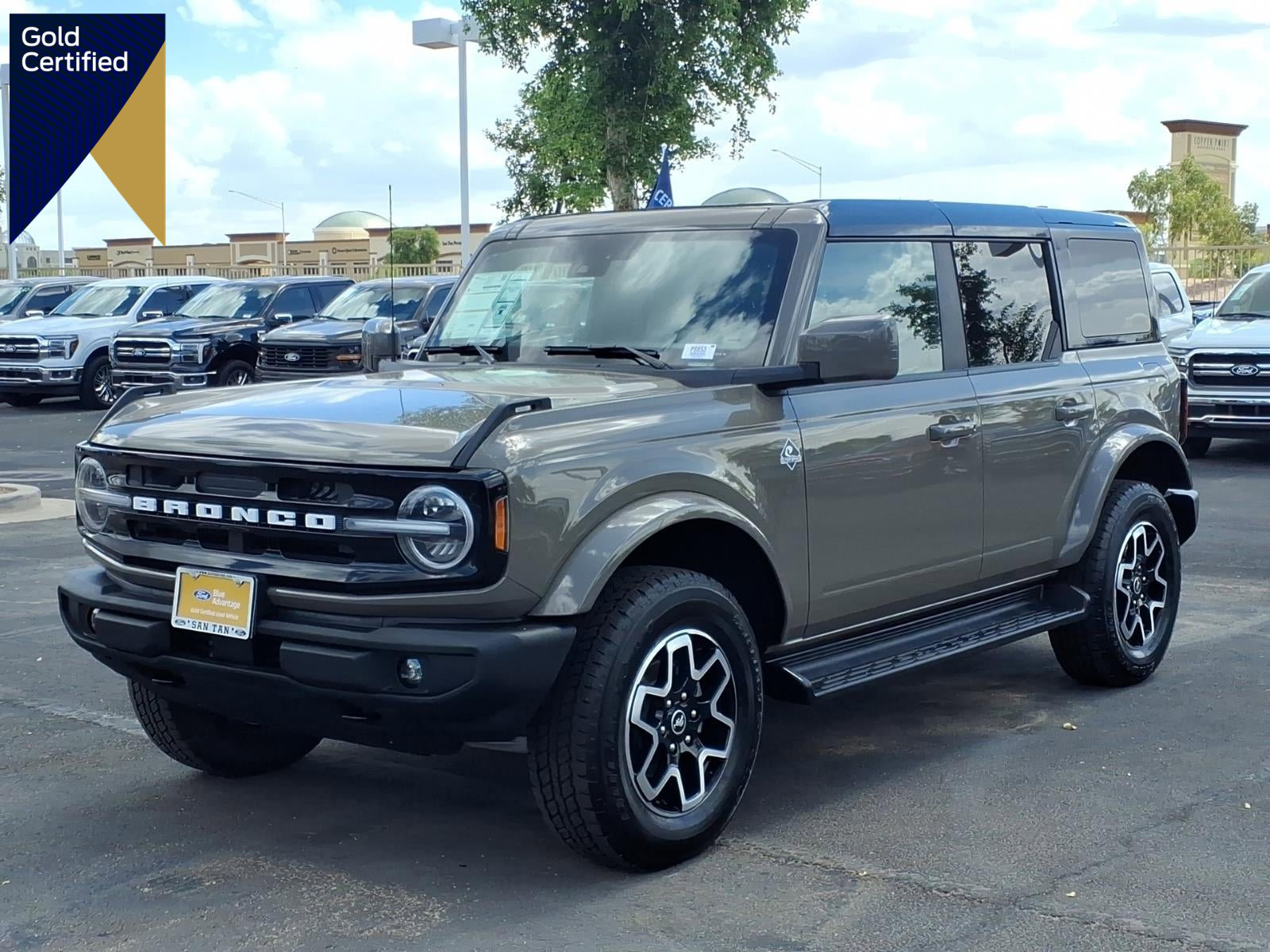Certified 2025 Ford Bronco Outer Banks image 1