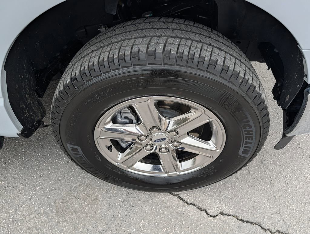 Certified 2025 Ford F150 XLT w/ Equipment Group 302A MID image 35