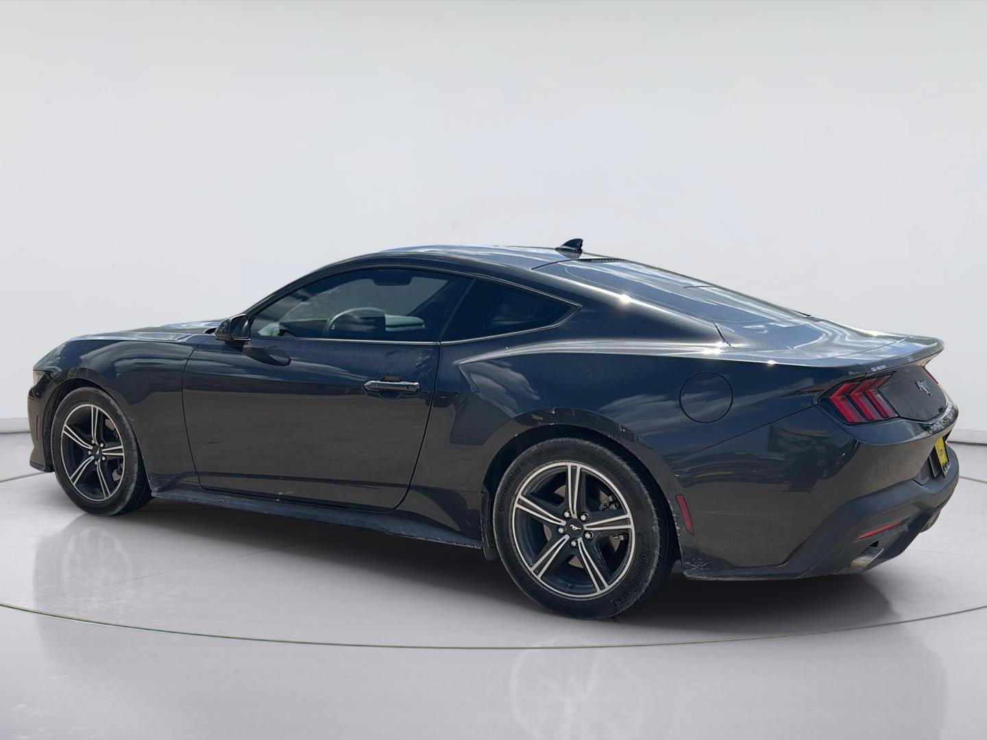 Certified 2024 Ford Mustang Coupe RWD image 6