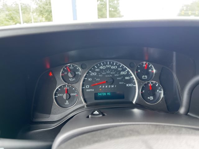 Used 2022 Chevrolet Express 2500 w/ Driver Convenience Package RWD image 20