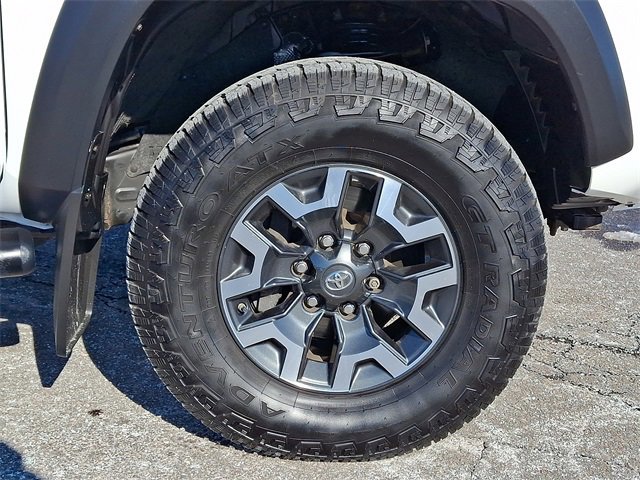 Used 2018 Toyota Tacoma TRD Off-Road image 8