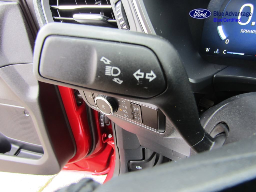 Certified 2023 Ford Escape Platinum AWD/4WD image 22