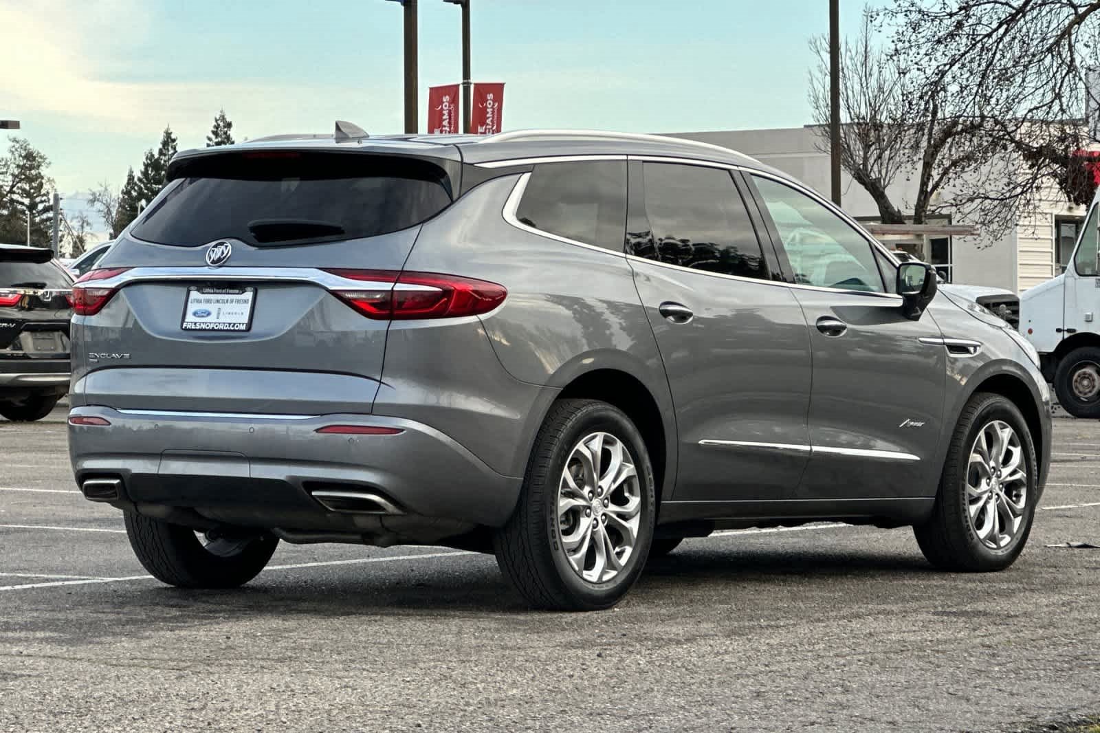Used 2021 Buick Enclave Avenir w/ Avenir Technology Package image 5