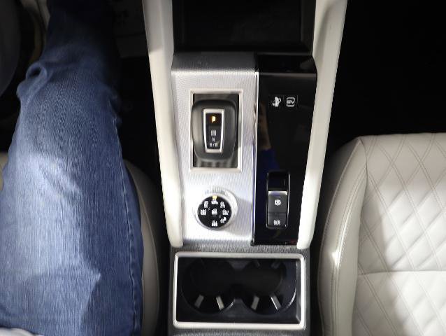 Used 2023 Mitsubishi Outlander SEL image 14