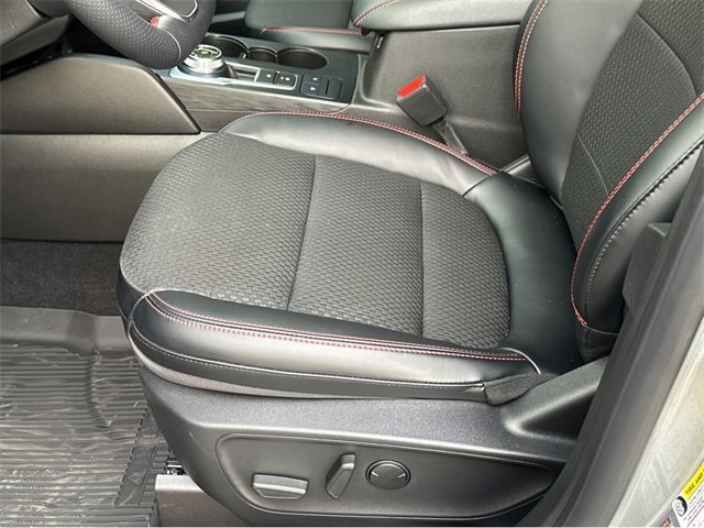 Certified 2024 Ford Escape ST-Line w/ Cold Weather Package image 38
