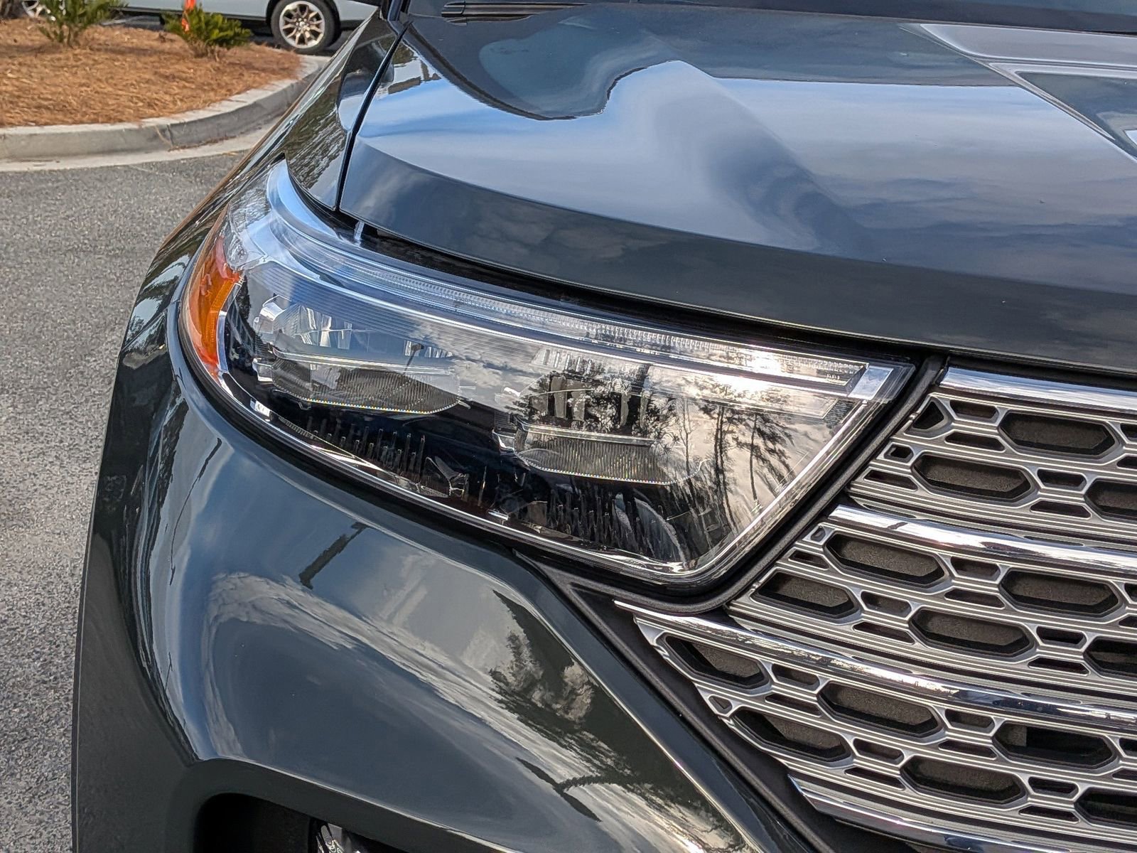 Certified 2023 Ford Explorer Limited w/ Equipment Group 301A image 12