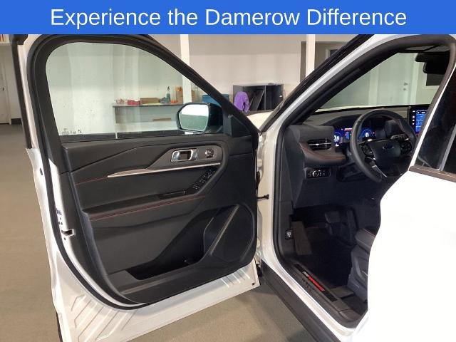 Certified 2025 Ford Explorer ST image 10