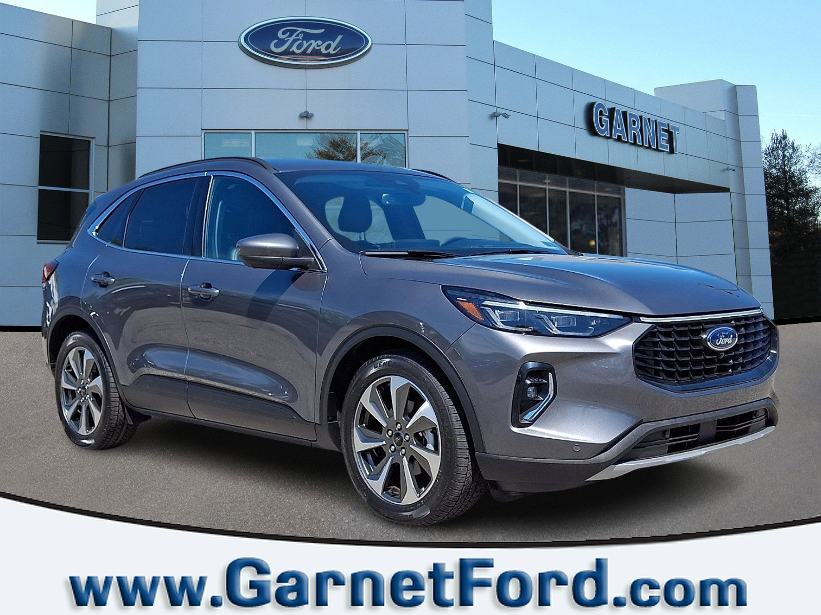 Certified 2023 Ford Escape Platinum w/ Class II Trailer Tow Package