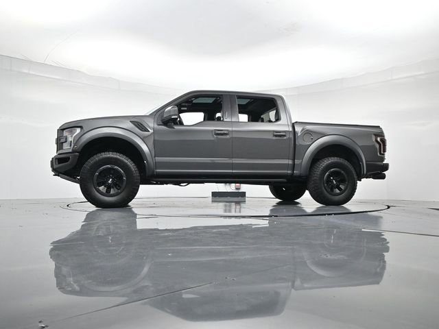 Certified 2018 Ford F150 Raptor w/ Equipment Group 802A Luxury image 34
