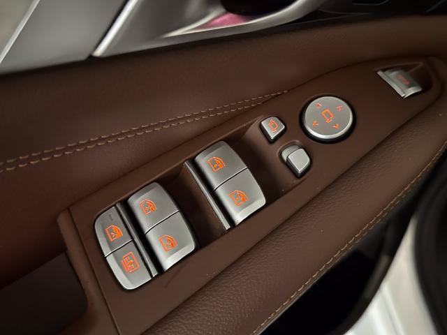 Used 2019 BMW X7 xDrive40i w/ Premium Package AWD/4WD image 15