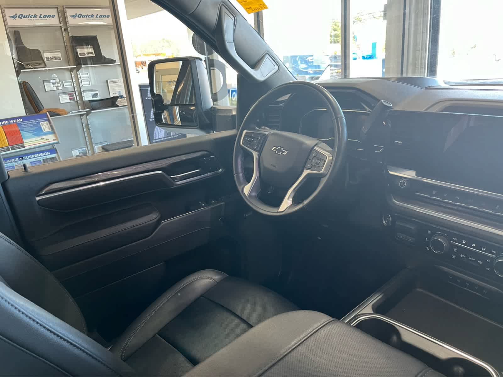 Used 2024 Chevrolet Silverado 2500 LTZ w/ LTZ Plus Package AWD/4WD image 14