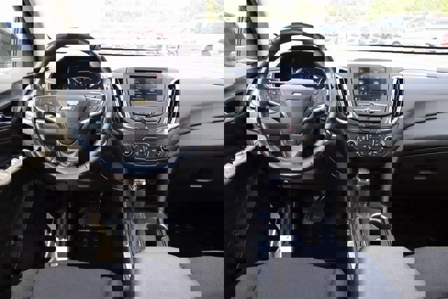 Used 2021 Chevrolet Equinox LT image 10