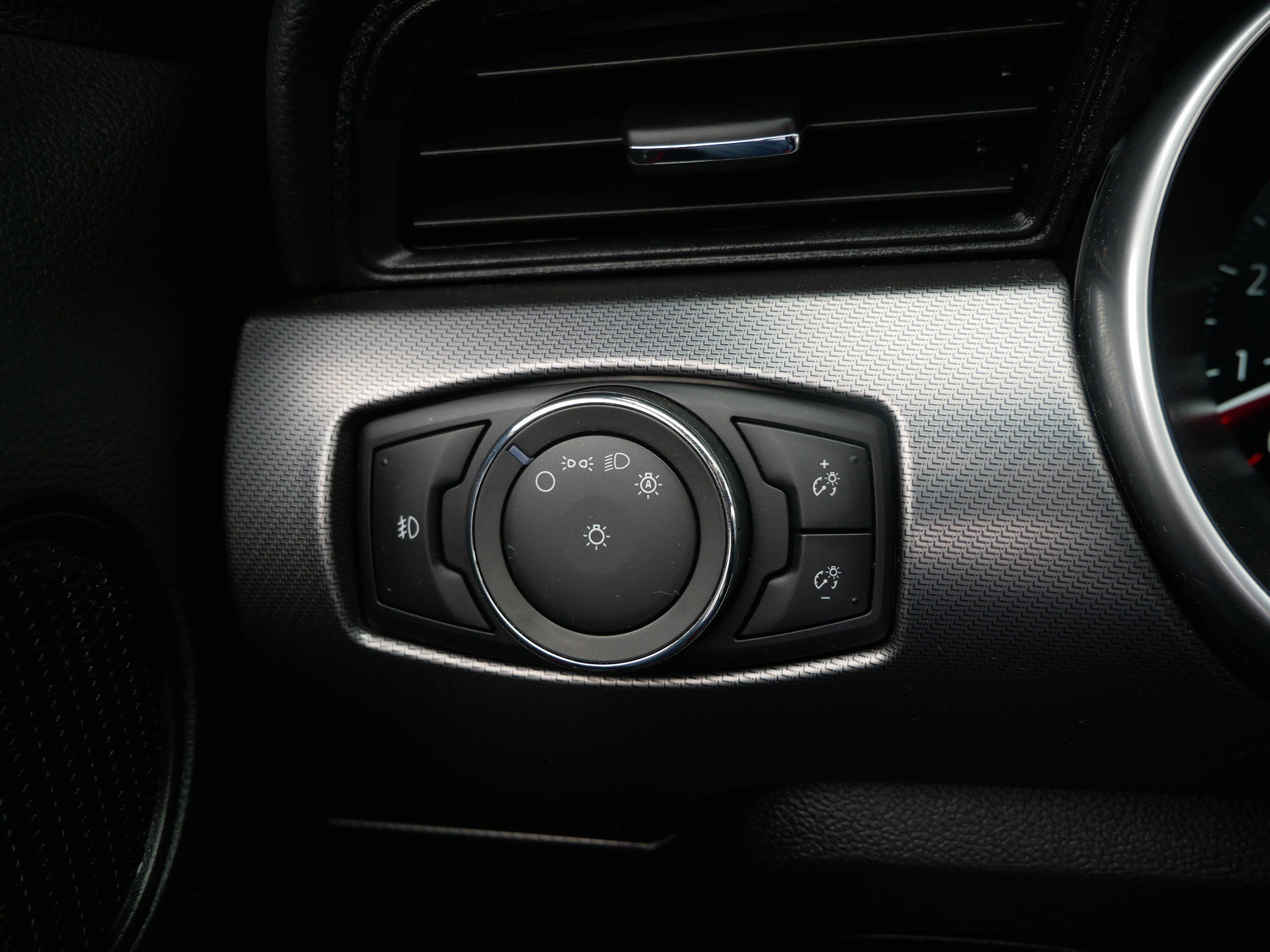 Certified 2022 Ford Mustang GT Premium RWD image 26