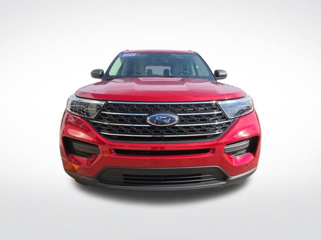 Certified 2022 Ford Explorer XLT RWD image 2