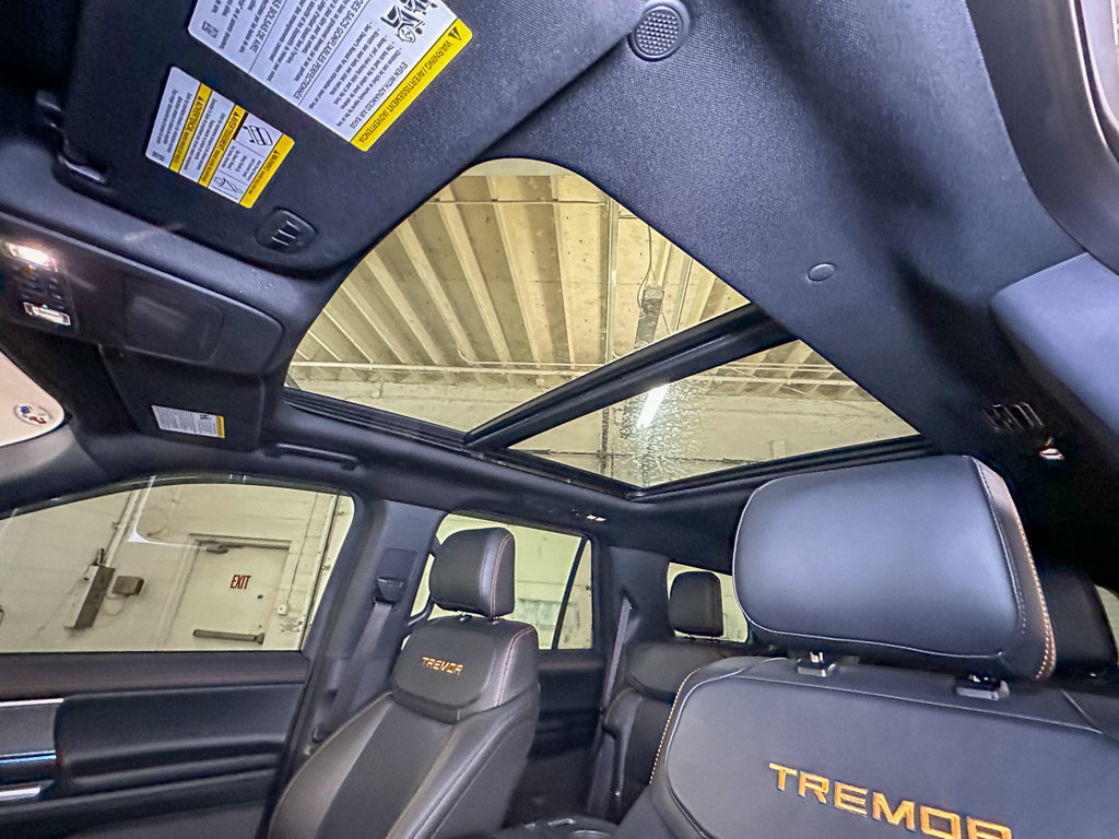 Certified 2025 Ford Expedition Tremor AWD/4WD image 29