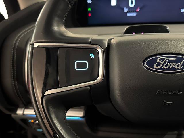 Certified 2025 Ford Expedition Platinum AWD/4WD image 16