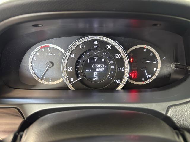 Used 2017 Honda Accord EX image 16