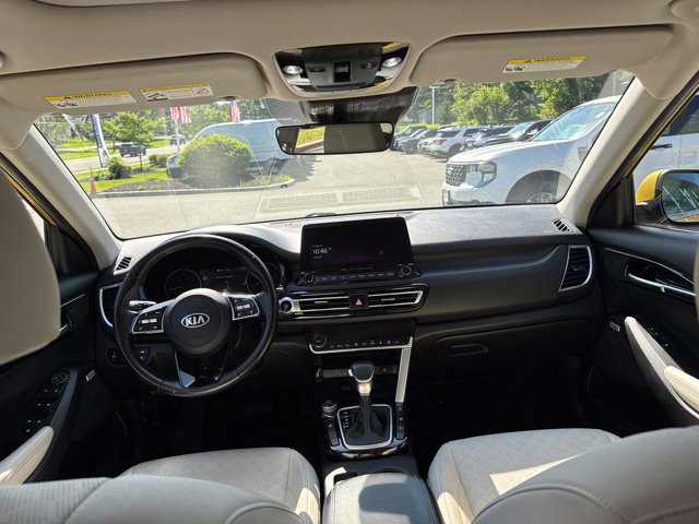 Used 2021 Kia Seltos SX w/ SX Sunroof Package AWD/4WD image 22
