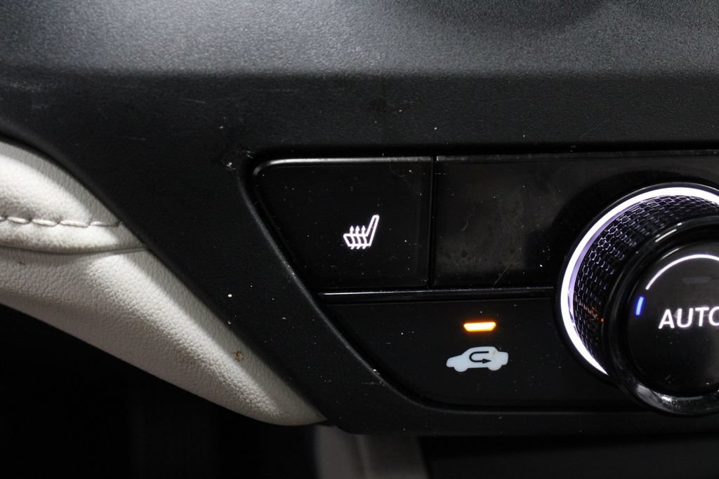 Used 2025 Honda Accord SE image 31