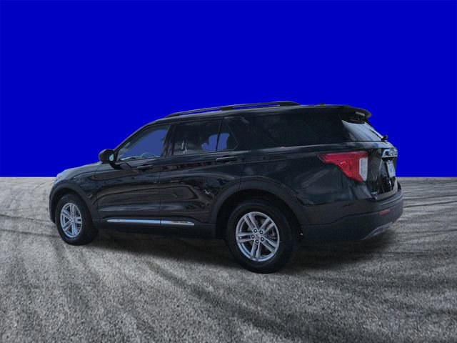 Certified 2024 Ford Explorer XLT w/ Equipment Group 202A image 3