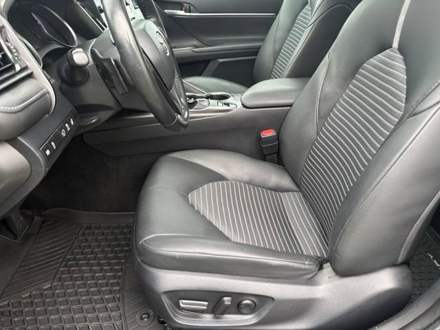Used 2024 Toyota Camry SE AWD/4WD image 10
