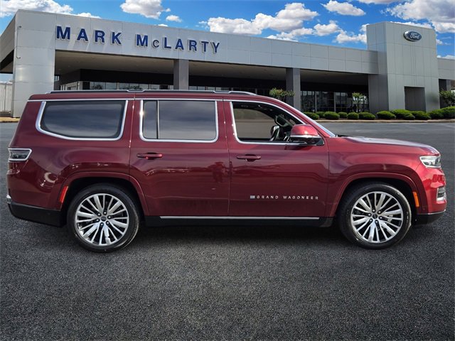 Used 2022 Jeep Grand Wagoneer Series III w/ Rear Seat Video Group 1 image 6