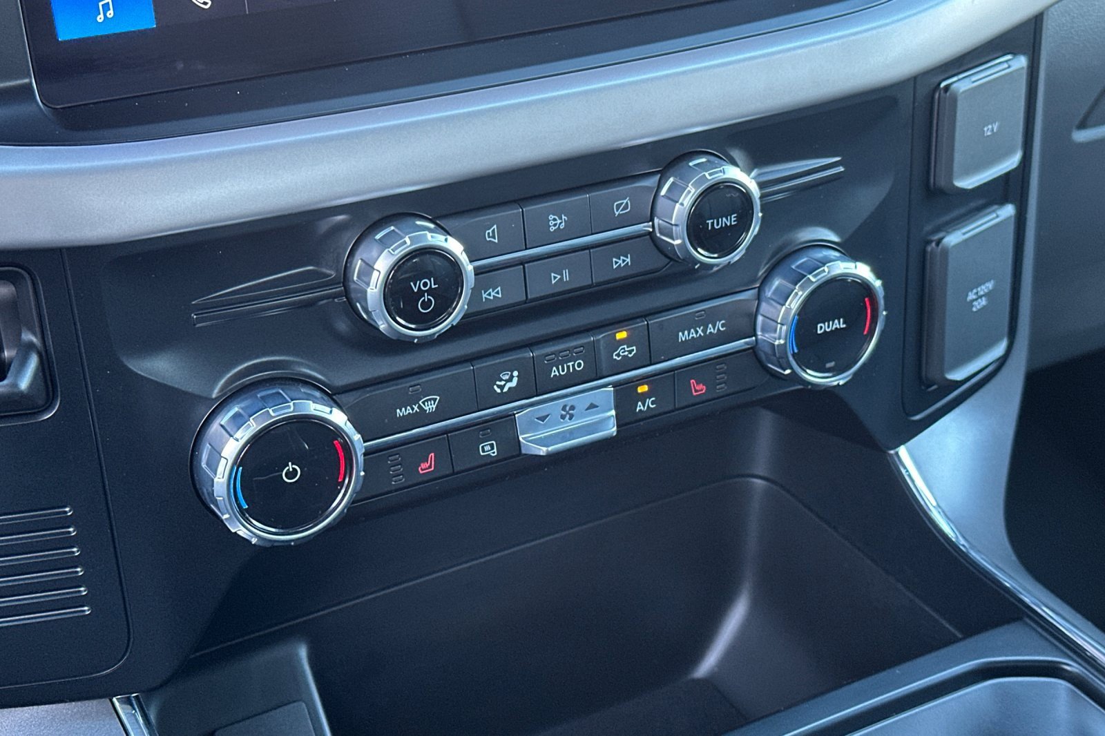 Certified 2023 Ford F150 Lightning Pro image 23