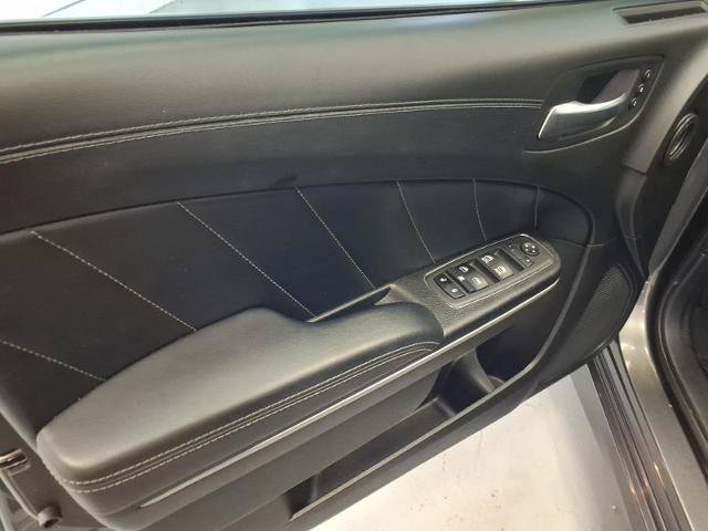 Used 2022 Dodge Charger R/T w/ Plus Group RWD image 12