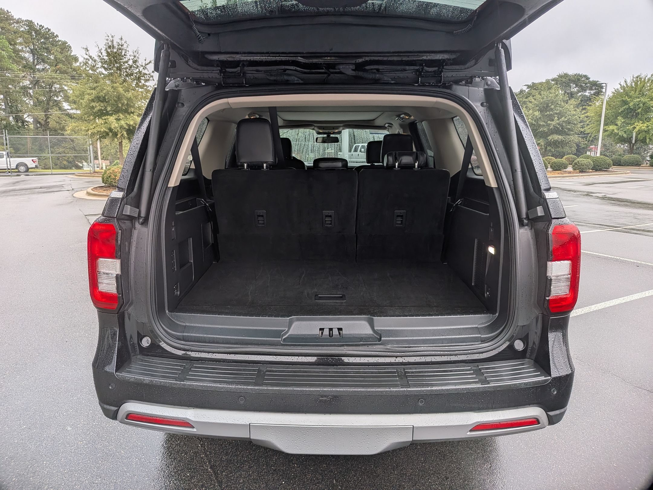Certified 2023 Ford Expedition Max XLT RWD image 34