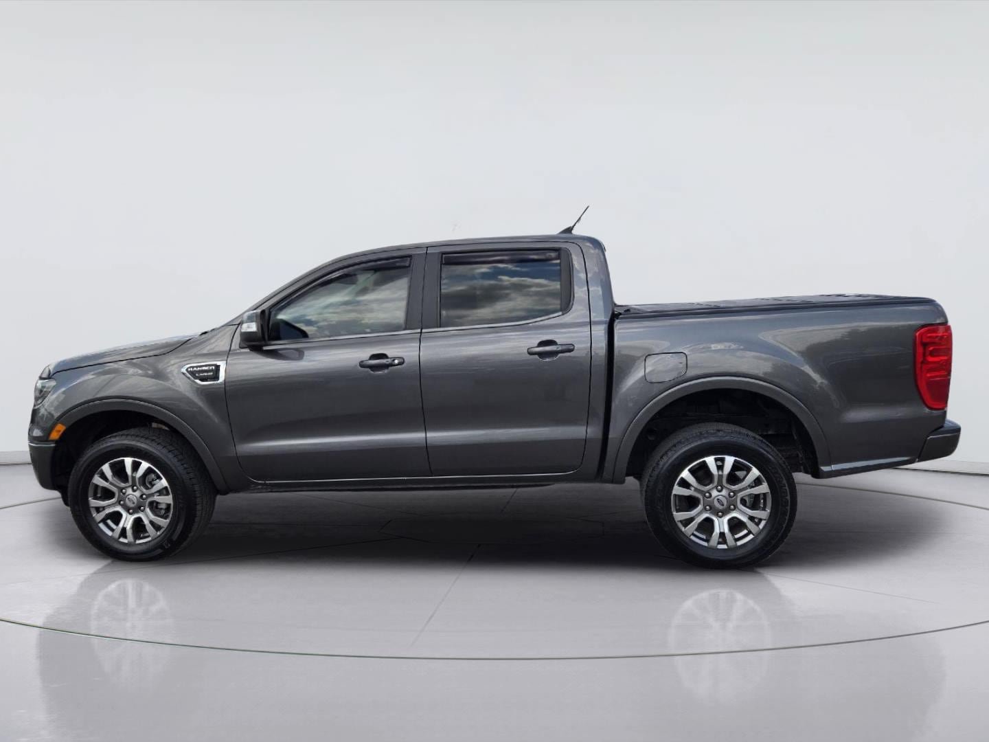 Certified 2020 Ford Ranger Lariat w/ Technology Package RWD image 3