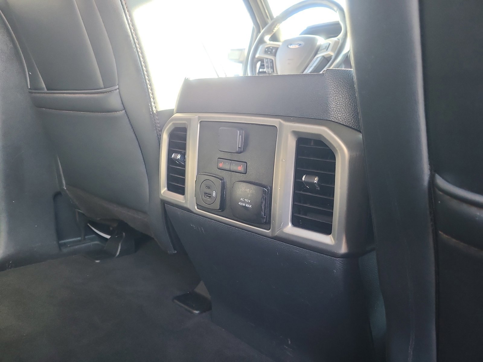 Certified 2022 Ford F350 Platinum w/ FX4 Off-Road Package image 32